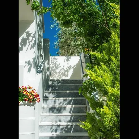 Διαμέρισμα Sunray *